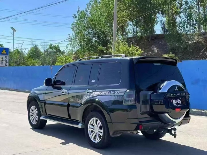 秦皇岛14年三菱帕杰罗6