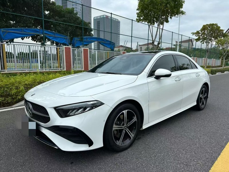 厦门23年奔驰A3
