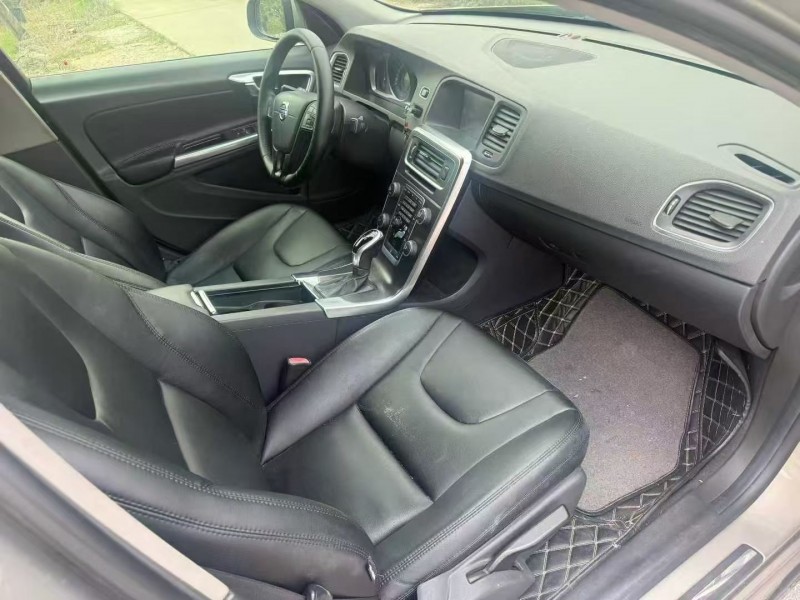 佛山14年沃尔沃S60L6