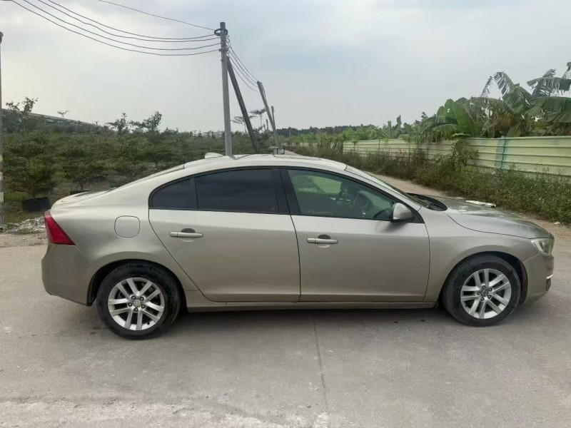 佛山14年沃尔沃S60L8