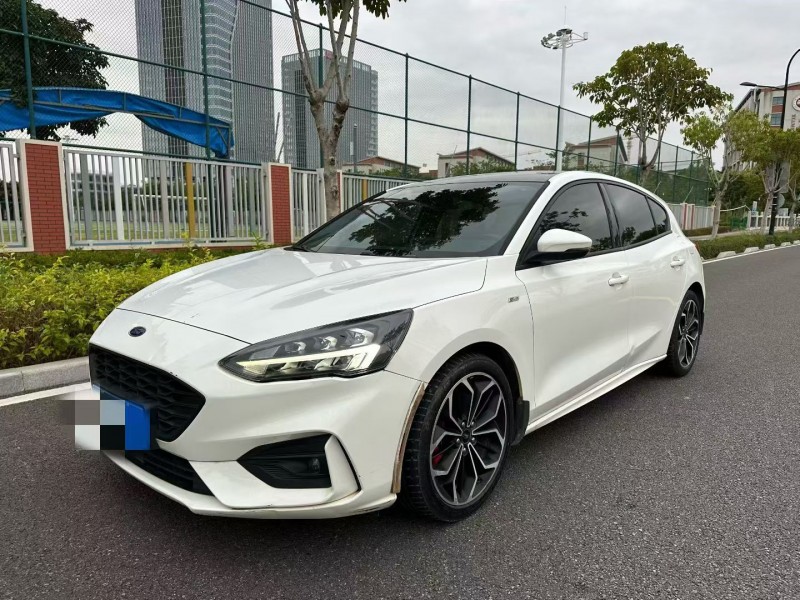 厦门19年福特福克斯5