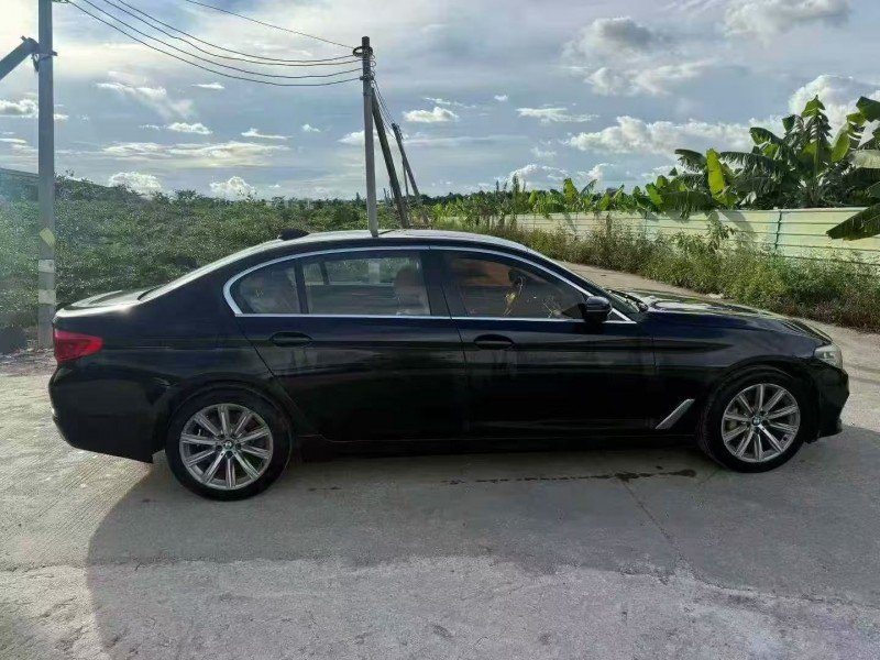 佛山18年宝马5系8