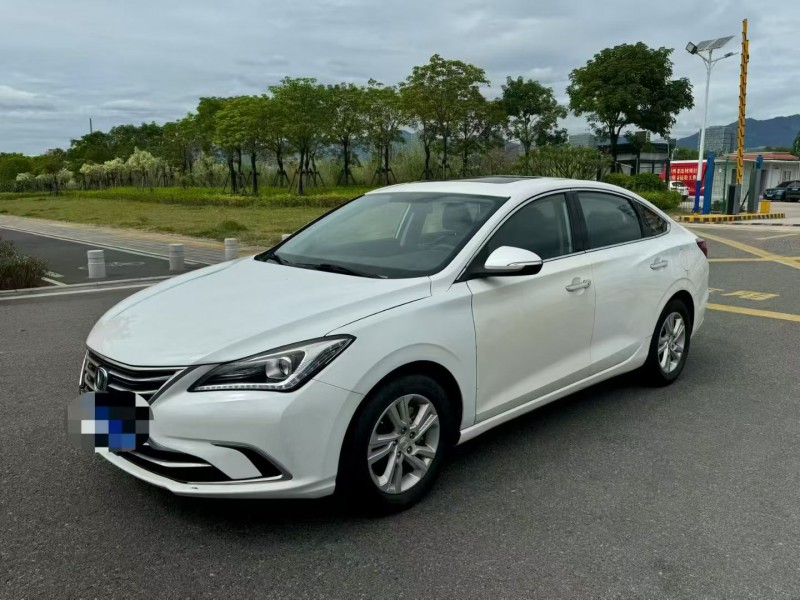 厦门19年长安汽车逸动3