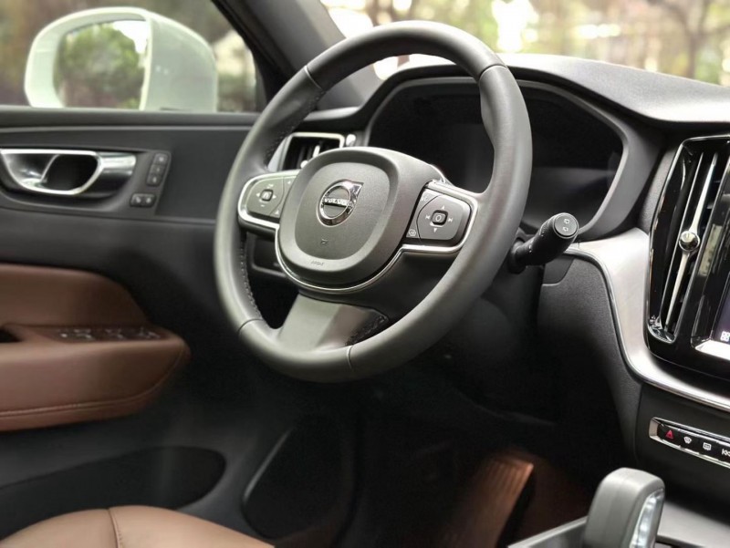 厦门24年沃尔沃XC6010