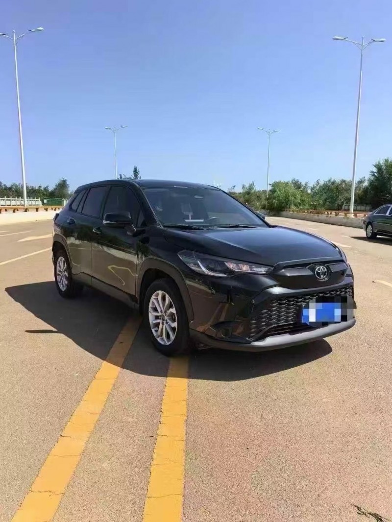 白银23年丰田锋兰达2