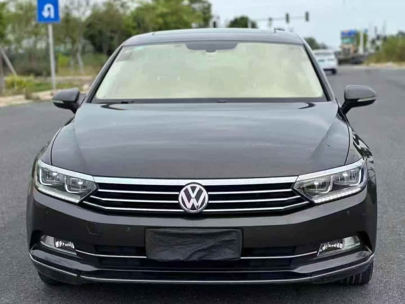 深圳19年大众迈腾1