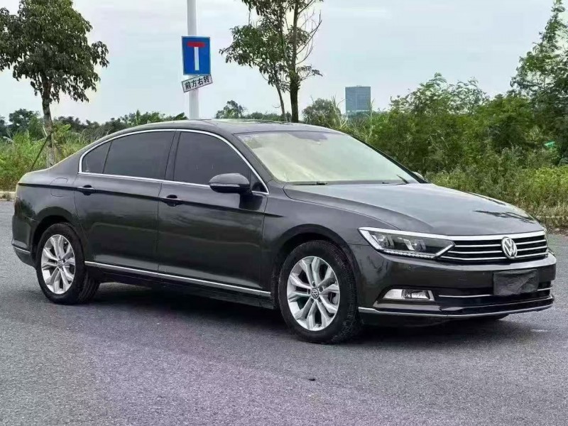 深圳19年大众迈腾2