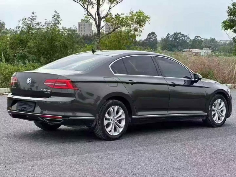 深圳19年大众迈腾4