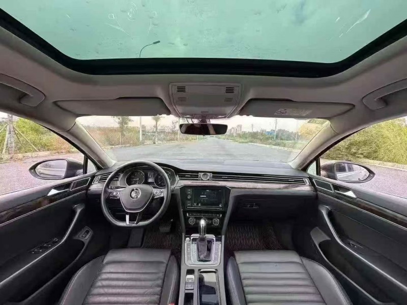 深圳19年大众迈腾6