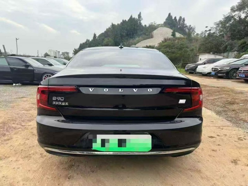 宜昌24年沃尔沃S909