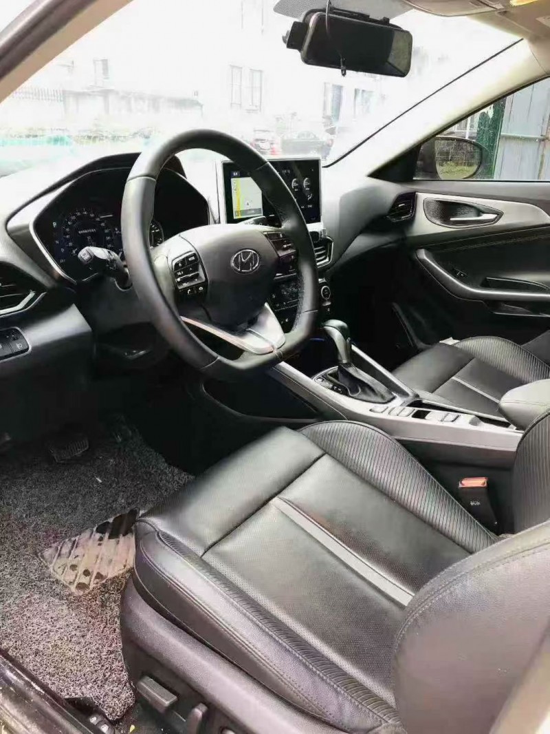 嘉兴21年现代菲斯塔4