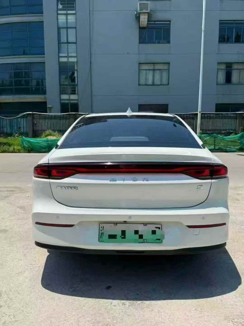 嘉兴23年传祺埃安S6