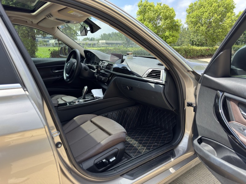 盐城19年宝马3系9