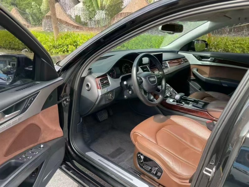 徐州13年奥迪A8L4