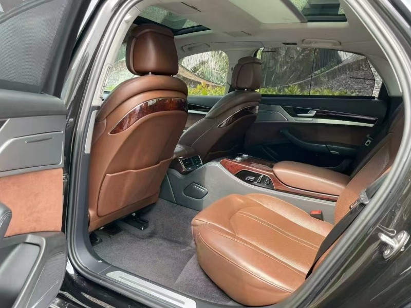 徐州13年奥迪A8L5