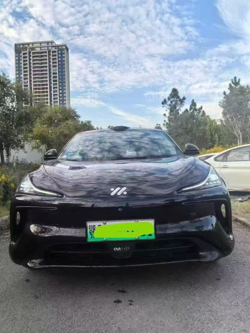 十堰24年智己LS61