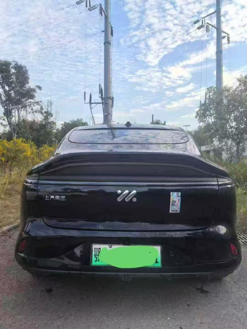 十堰24年智己LS69