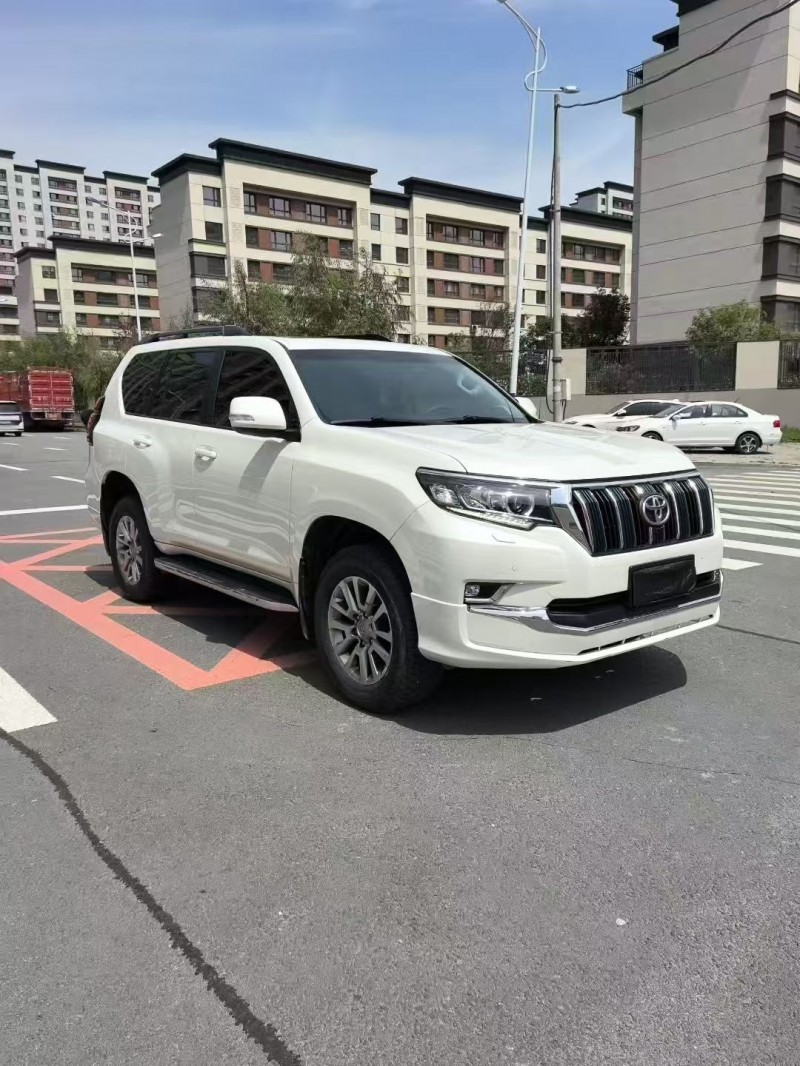 淮南19年丰田普拉多3