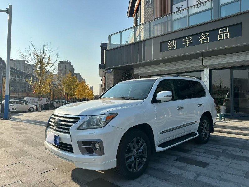 唐山17年雷克萨斯LX2