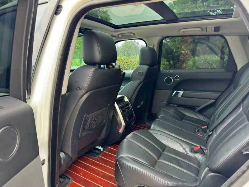 盐城16年路虎揽胜运动5