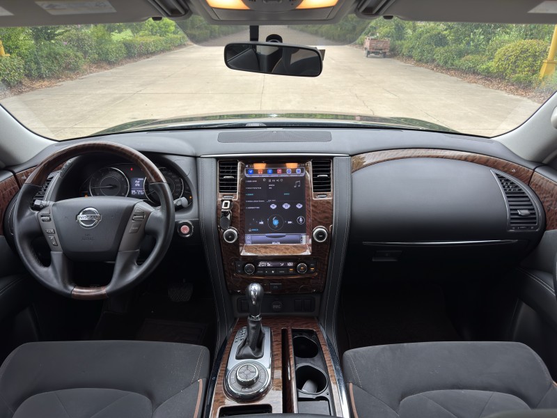 盐城19年日产途乐8