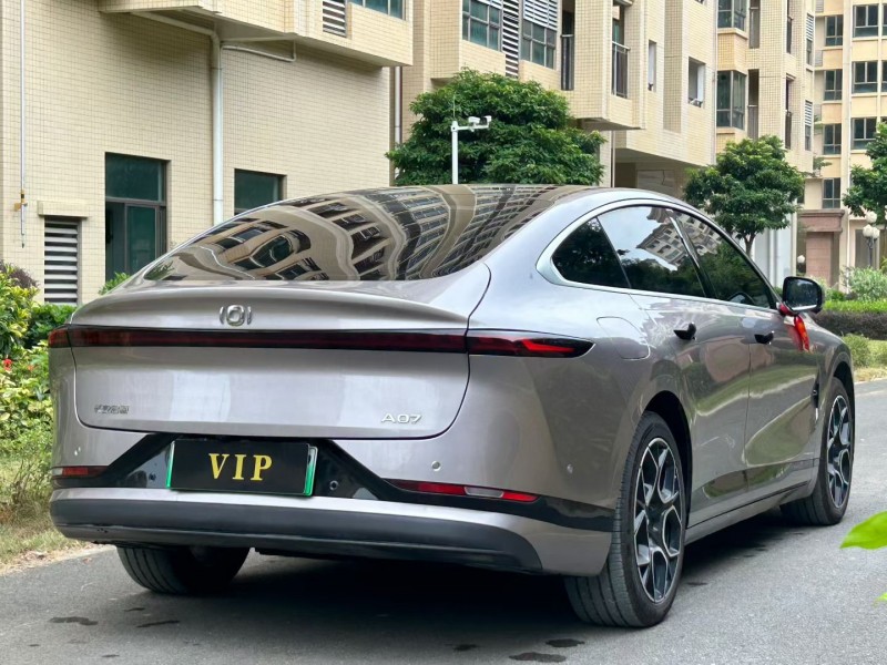 东莞25年长安汽车启源6