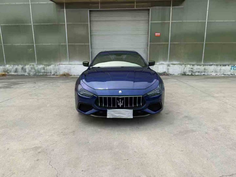 徐州16年玛莎拉蒂Ghibli1