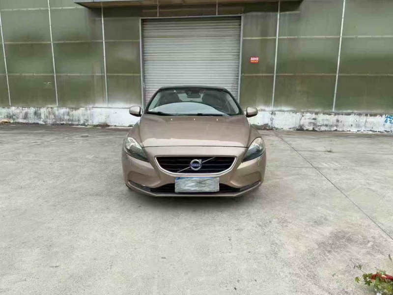 徐州15年沃尔沃V401