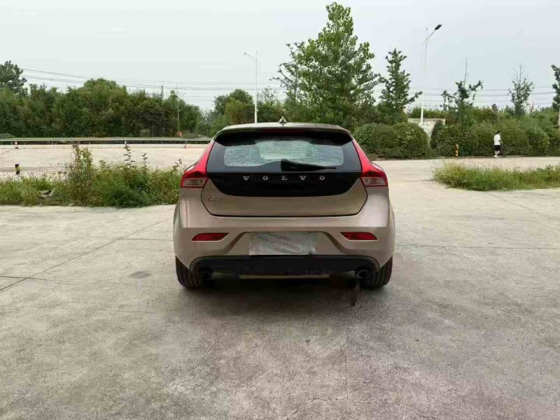 徐州15年沃尔沃V409