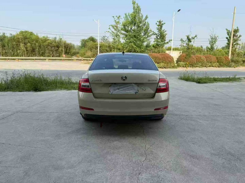 徐州14年斯柯达明锐9