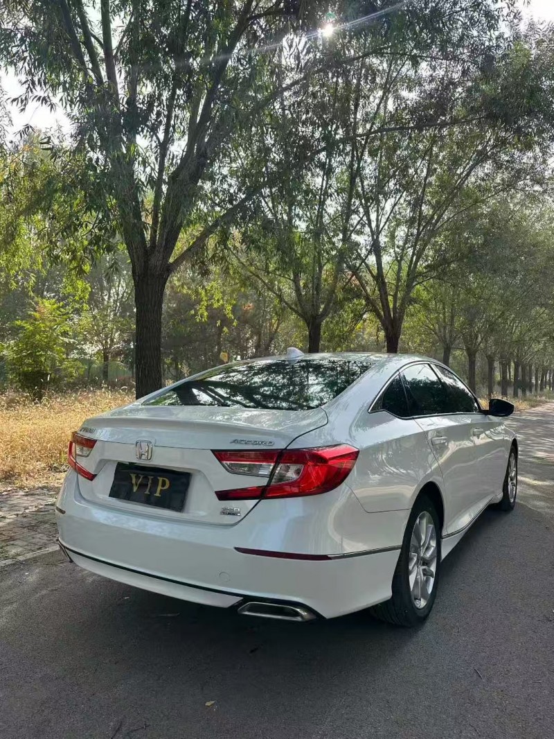 枣庄21年本田雅阁8