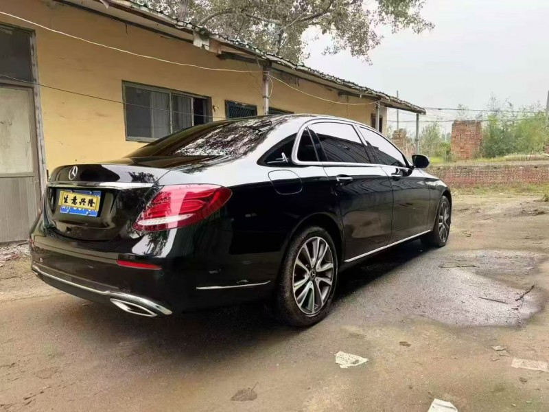 菏泽19年奔驰E8