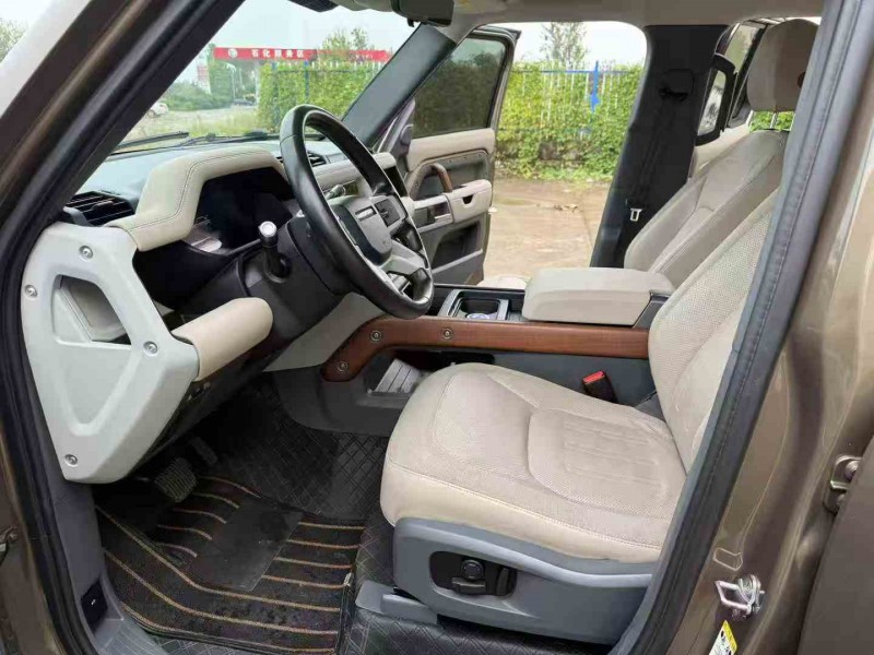 徐州21年路虎卫士4