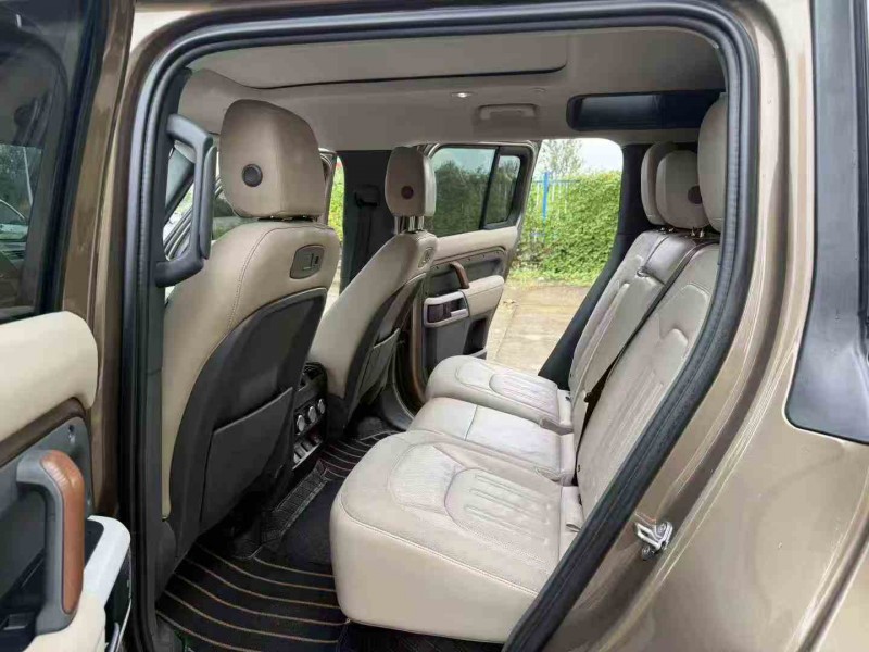 徐州21年路虎卫士7