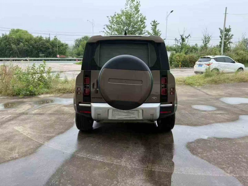 徐州21年路虎卫士9