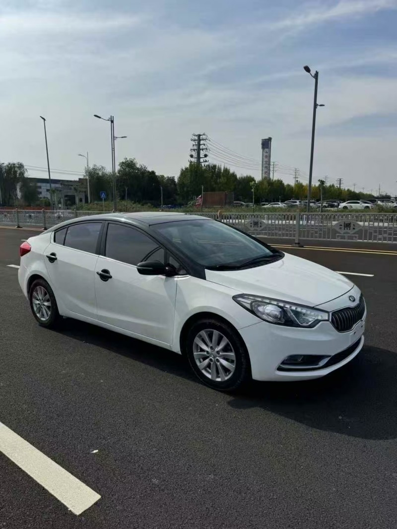 济宁15年起亚K33