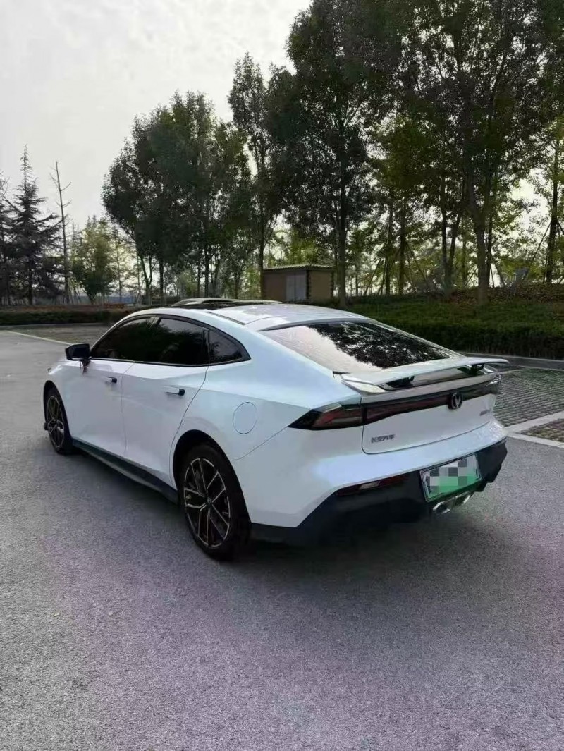 菏泽25年长安汽车UNI8