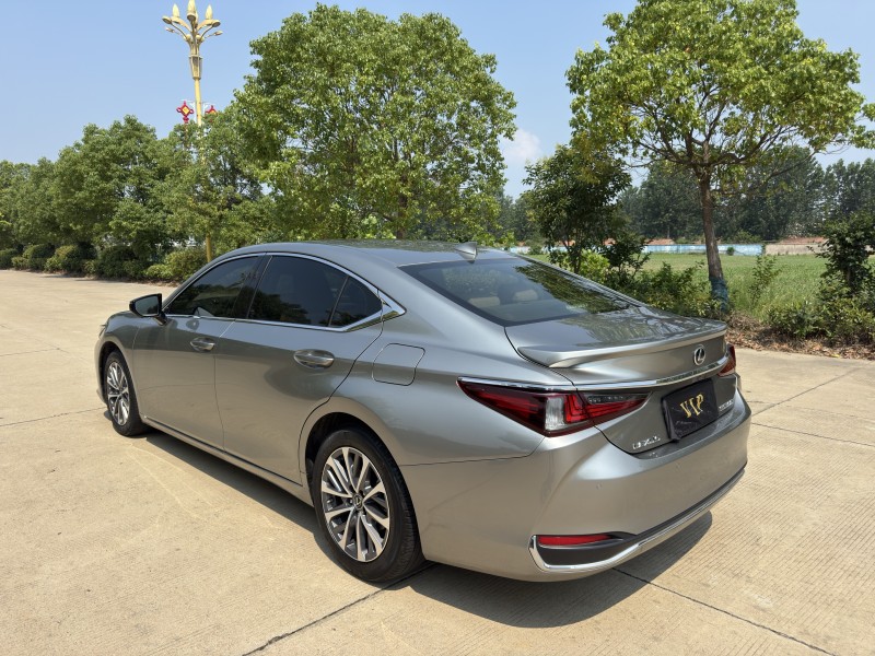 盐城24年雷克萨斯ES4