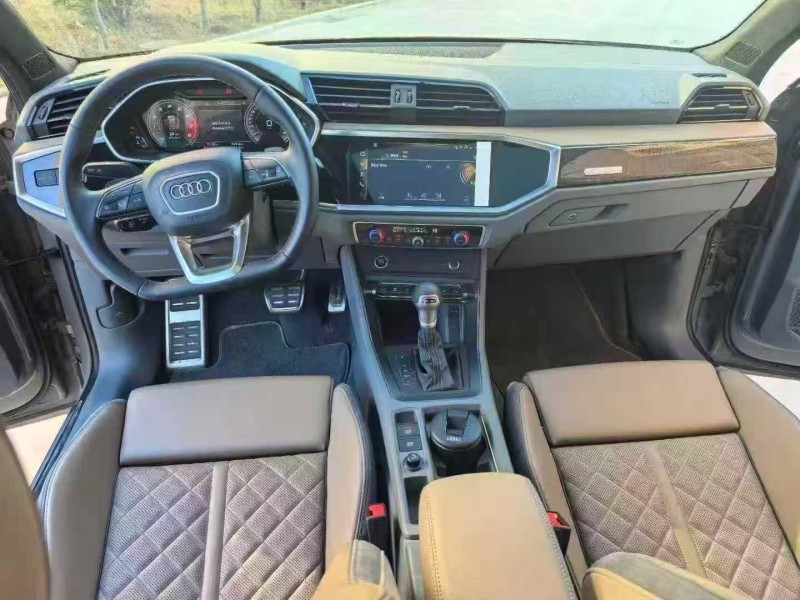 石家庄23年奥迪Q34