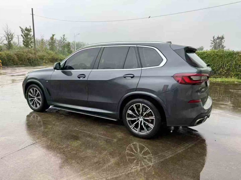 徐州21年宝马X58