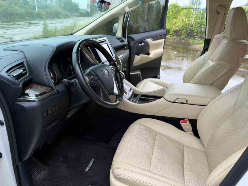 徐州18年丰田埃尔法4