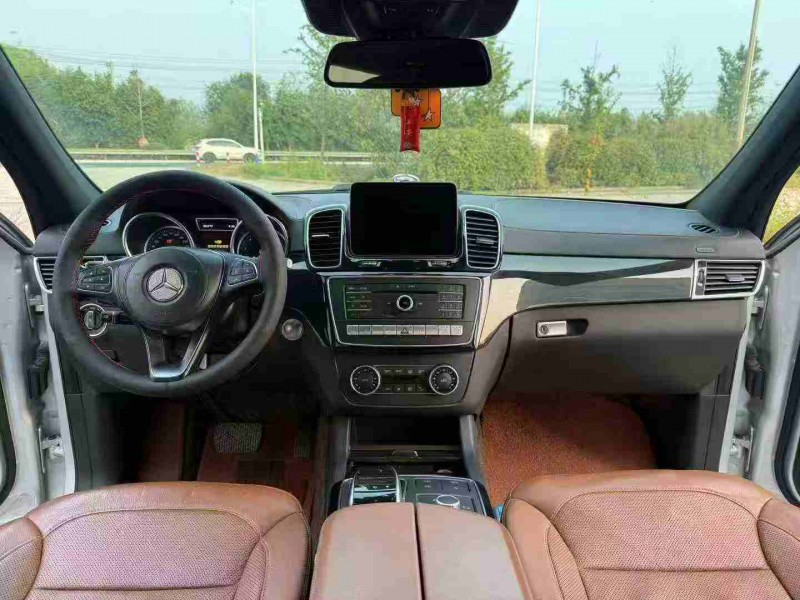 徐州19年奔驰GLS5