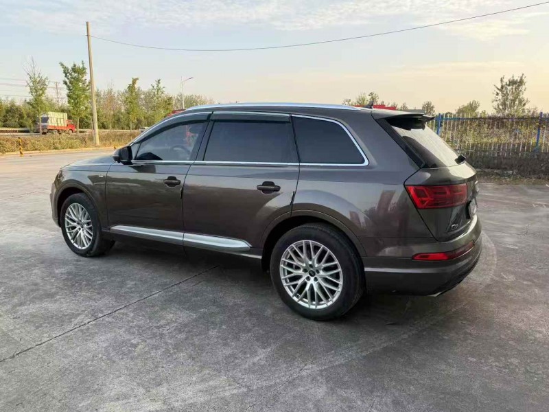 徐州19年奥迪Q78