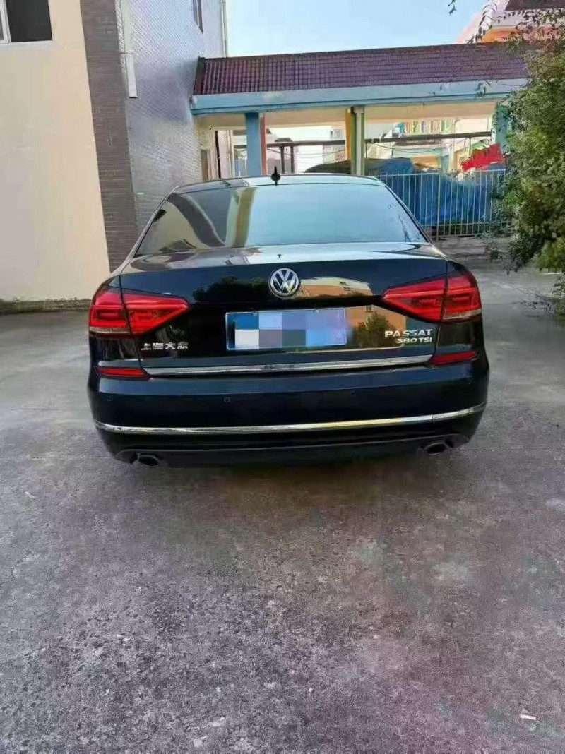 菏泽16年大众帕萨特9
