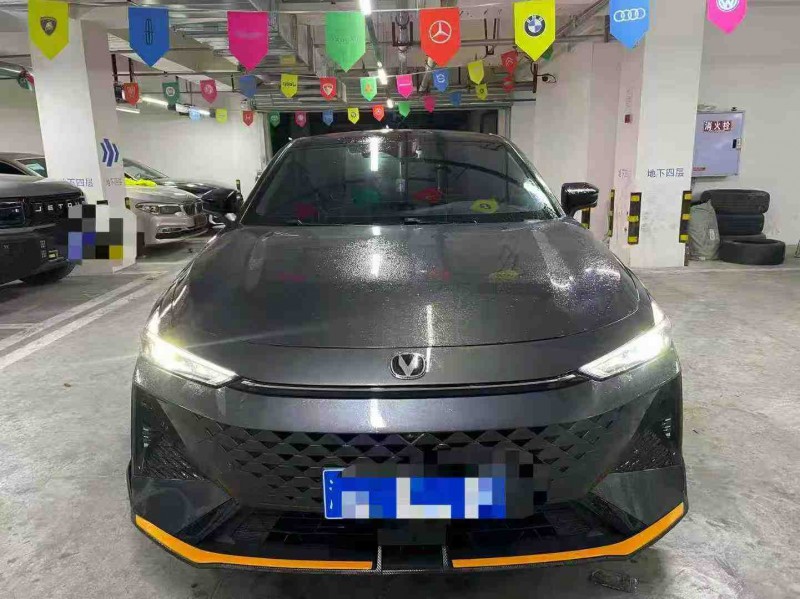 成都24年长安汽车UNI1