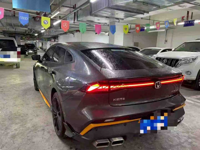 成都24年长安汽车UNI8