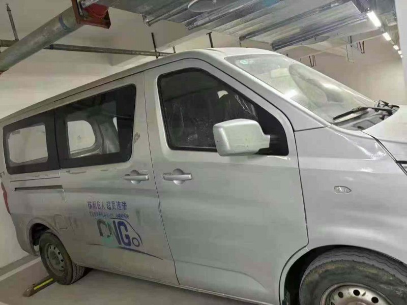 成都21年长安汽车睿行2