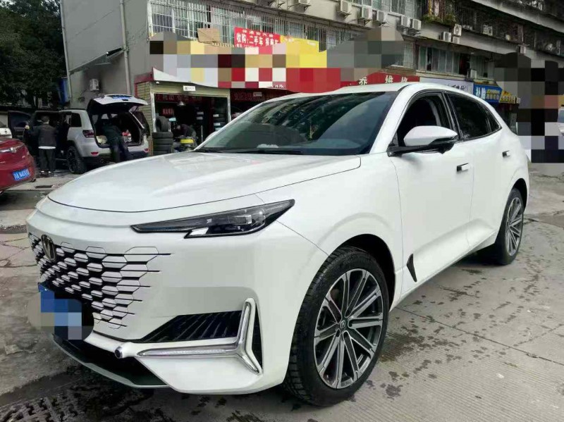 成都24年长安汽车UNI3