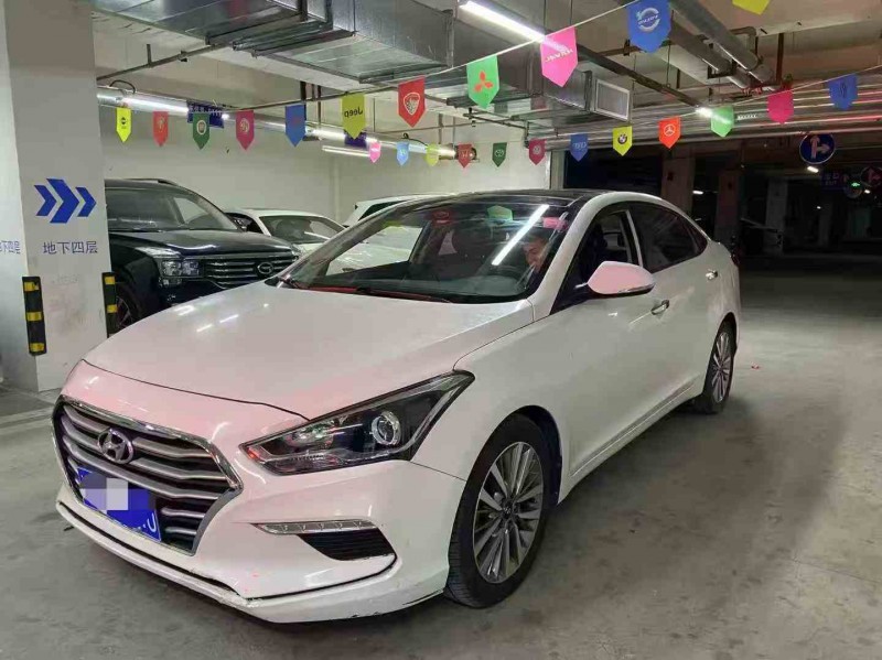 成都19年现代名图3