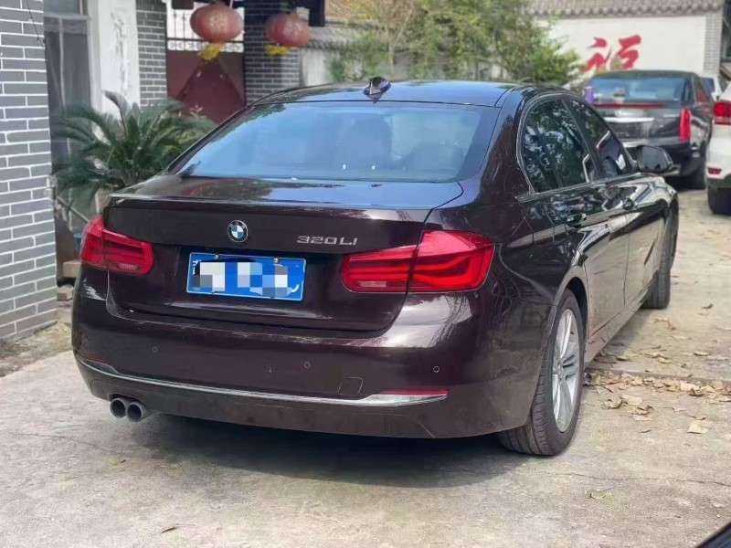 淄博17年宝马3系8